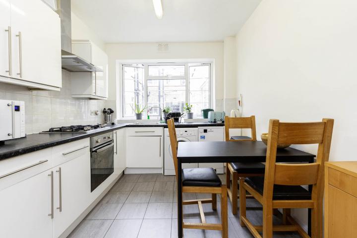 Modern Apartment Marlow Court, Kilburn